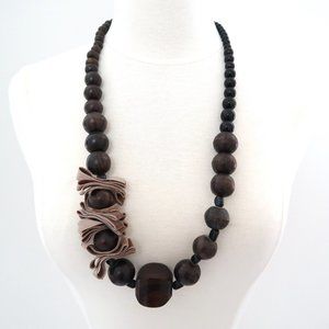 Wood bead & velvet ribbon Chunky necklace